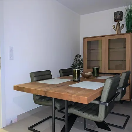 Landblick 1 - Luxusferienwohnung Für 4 Personen *